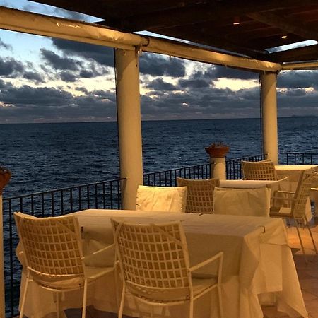 Hotel Umberto A Mare Forio  ภายนอก รูปภาพ