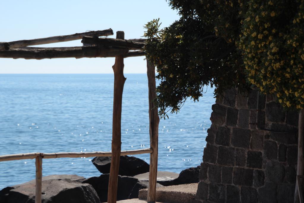 Hotel Umberto A Mare Forio  ภายนอก รูปภาพ
