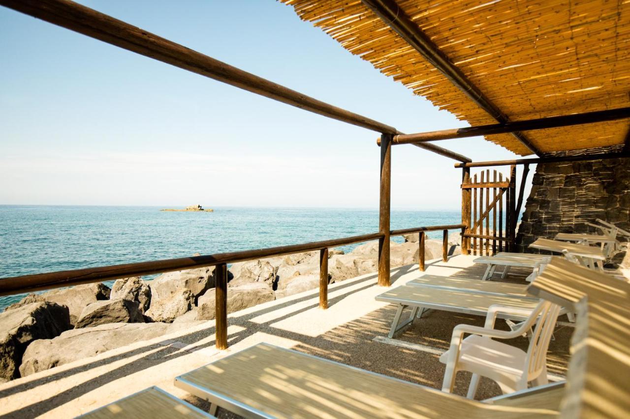 Hotel Umberto A Mare Forio  ภายนอก รูปภาพ