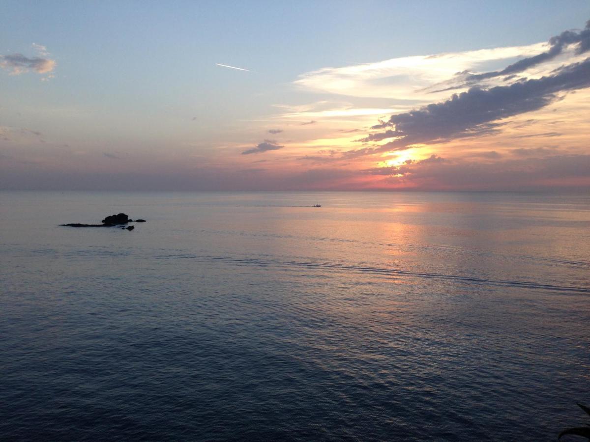 Hotel Umberto A Mare Forio  ภายนอก รูปภาพ